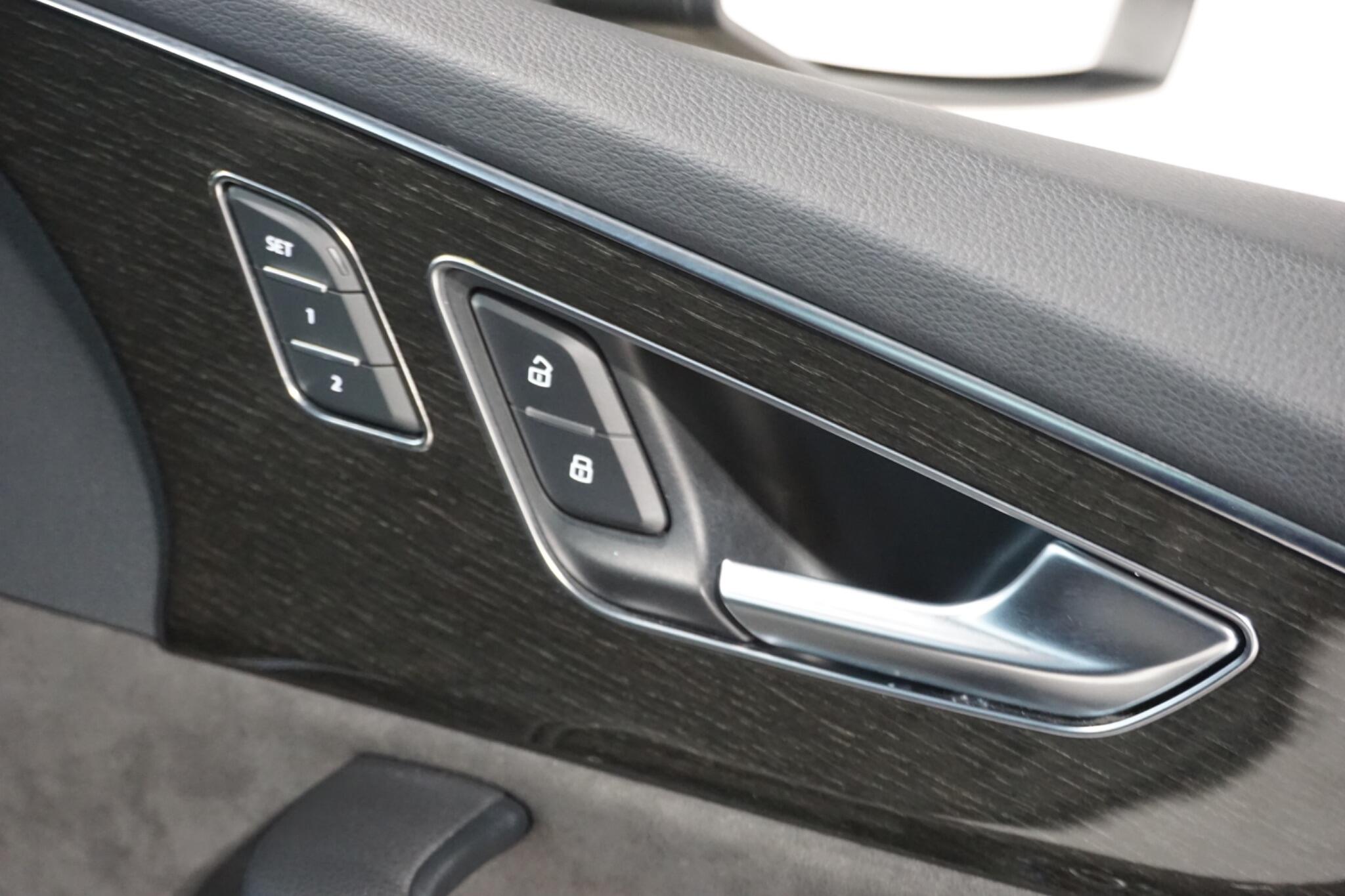 Audi Q7 3.0 TFSI V6 55 Black Edition SUV 5dr Petrol Tiptronic quattro Euro 6 (s/s) (340 ps)